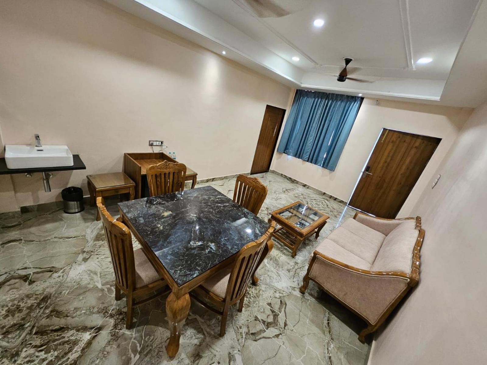 The Mewar Palace And Resort Shivpurī Extérieur photo