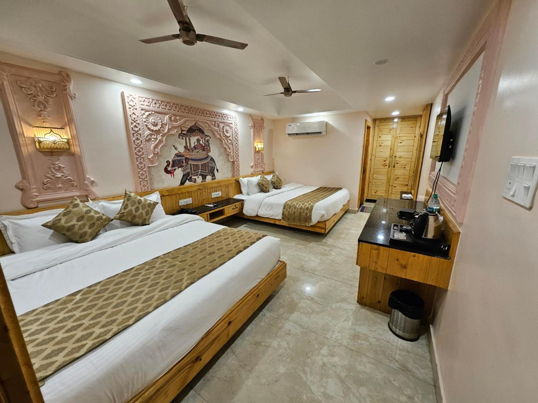 The Mewar Palace And Resort Shivpurī Extérieur photo