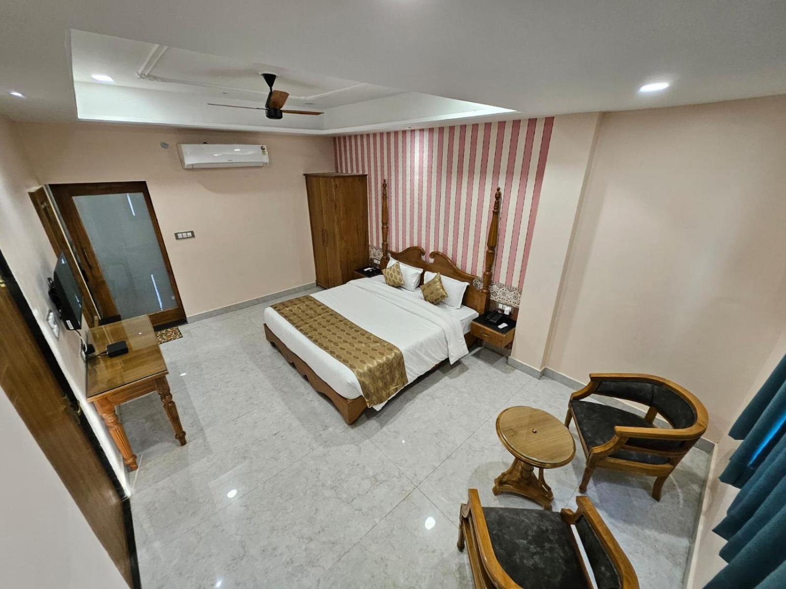 The Mewar Palace And Resort Shivpurī Extérieur photo